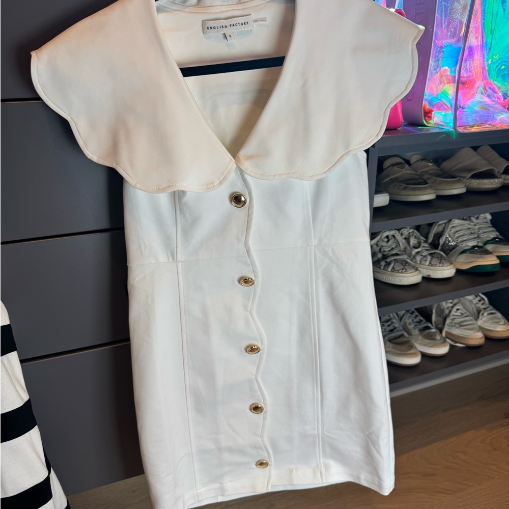 English factory size small